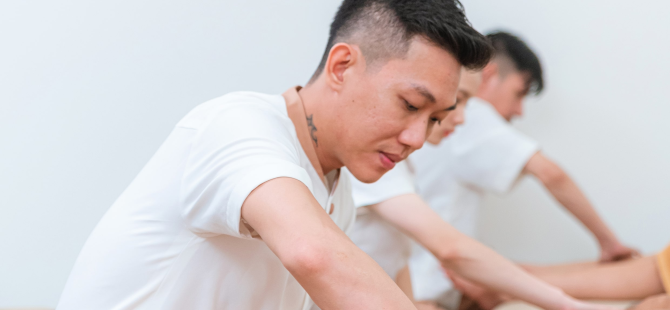 TRỊ LIỆU Đ&Ocirc;I CH&Acirc;N GẦN S&Acirc;N BAY T&Acirc;N SƠN NHẤT &ndash; THƯ GI&Atilde;N SAU CHUYẾN BAY D&Agrave;I